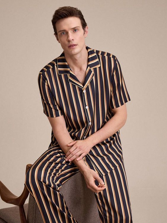 Men Striped Cotton Night Suit (S-XL) in Bareilly at ₹ 350 Pc by