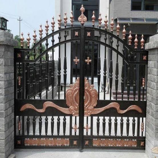 Modern Iron Grill Gate Black For Home 5x4 Feet in Paramakudi at