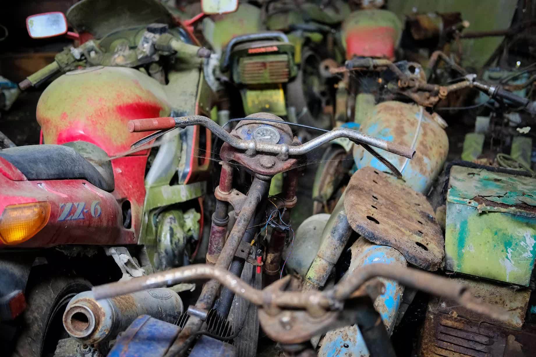 Scrap Bikes Rusty Old Bikes For Sale Mopeds Bike Scrap In Lucknow
