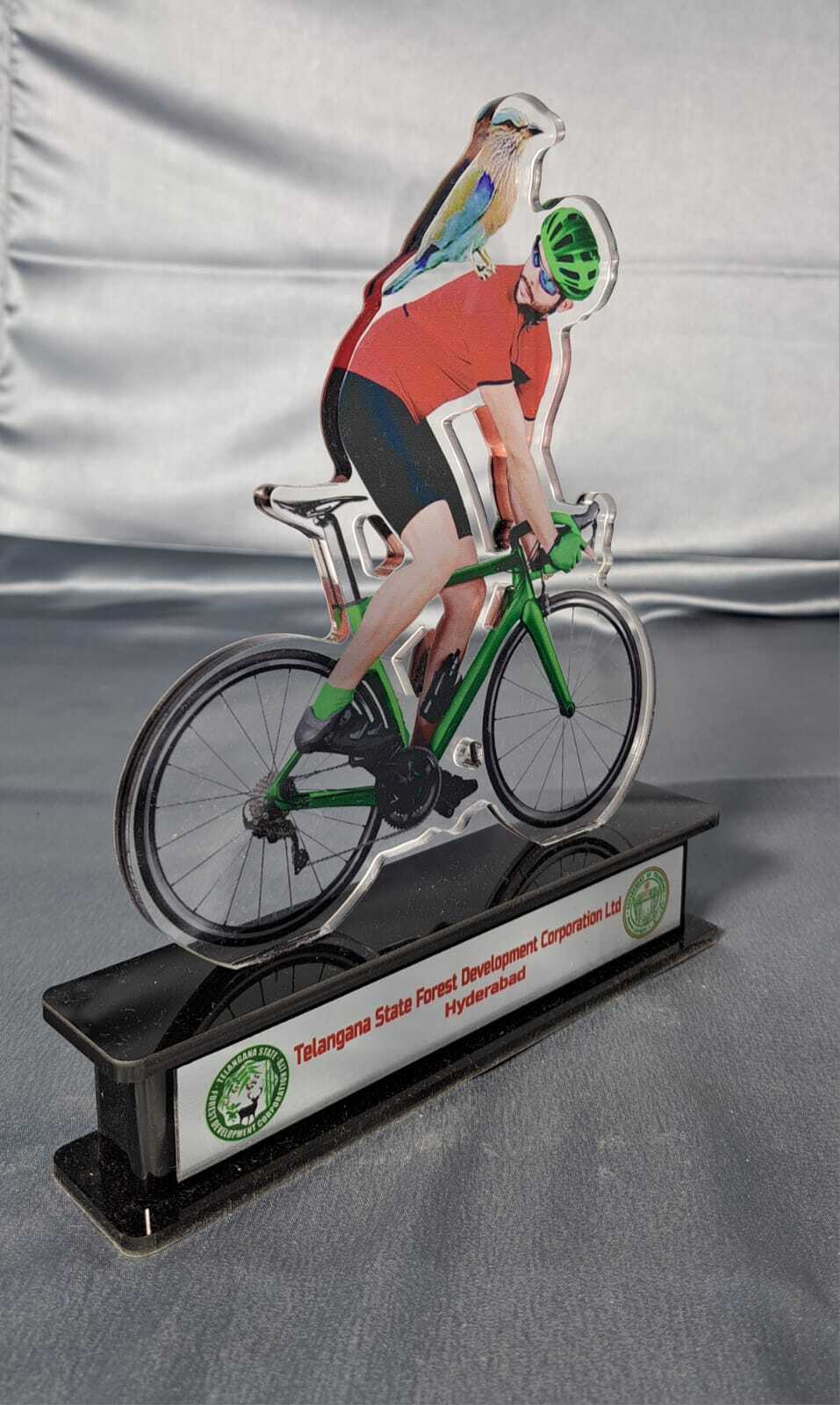 Acrylic Cycle Race Trophy in Kolkata at ₹ 350 Pc by Faruque