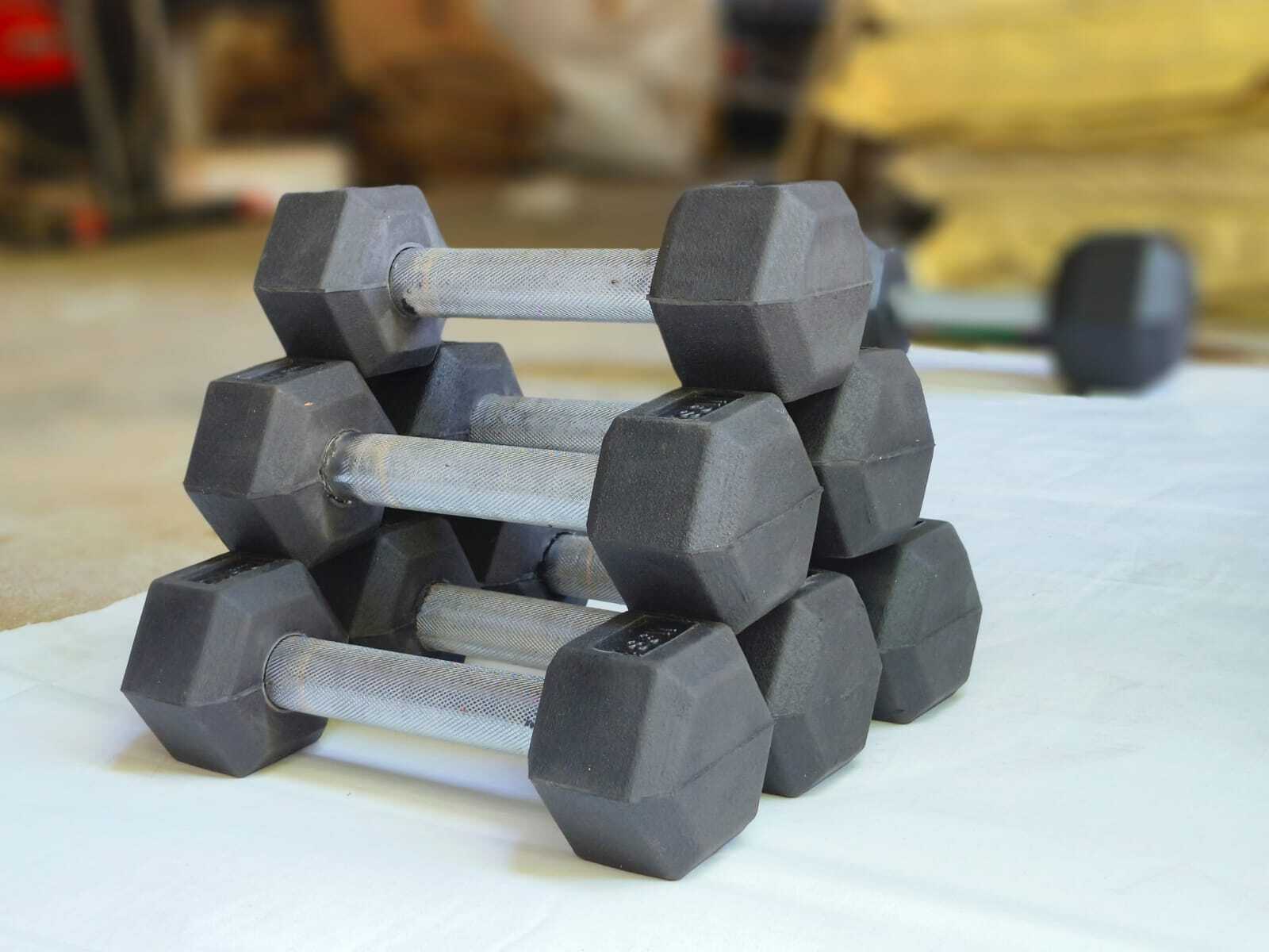 Rubber Hex Dumbbell Set In Padra Vadodara in Vadodara at ₹ 99