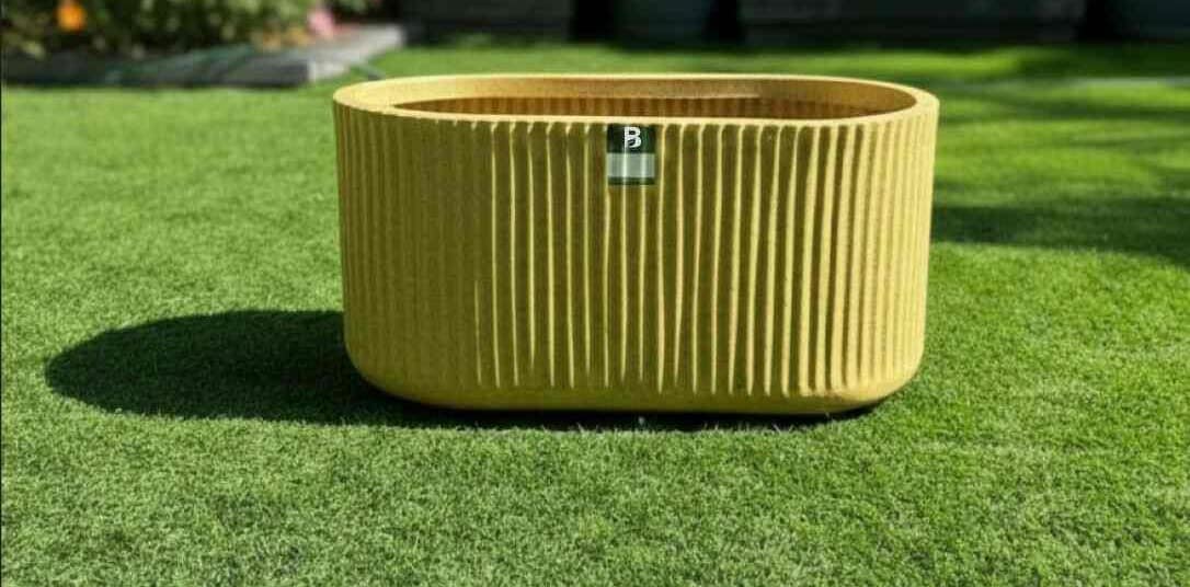 Plastic Planter Pot in Jaipur at  120 -  150 / Pc by Vaibhavi Agro -  Justdial