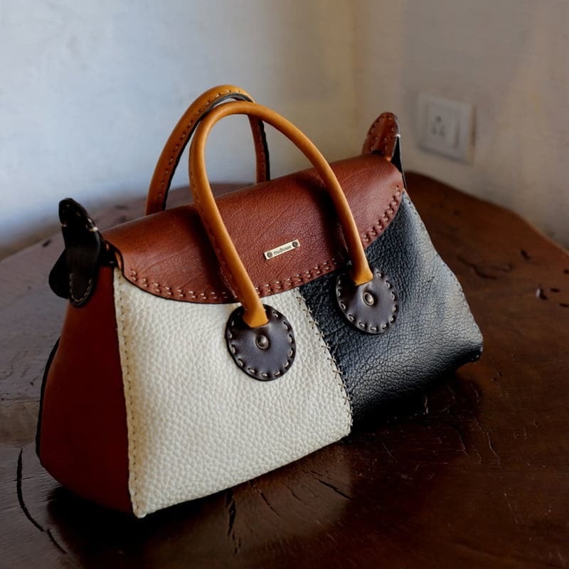 Mudhouse Equa Leather hand bag in Bangalore at 5,460 / Pc by Mudhouse - Justdial Mudhouse Equa Leather hand bag in Bangalore at 5,460 / Pc by Mudhouse - Justdial