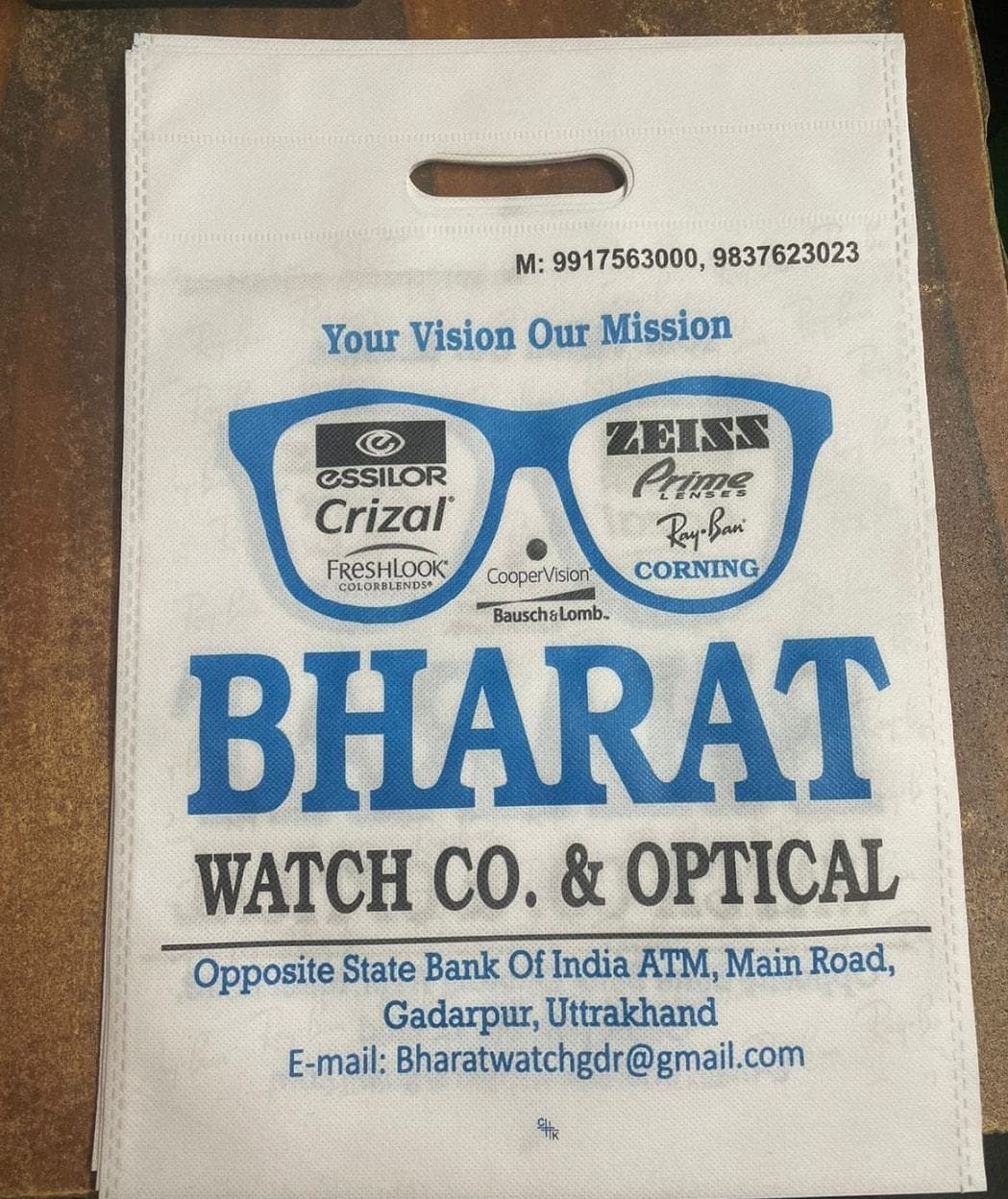 Shri Krishna Distributor Pet Shop Multi Colour Non Woven Printed D