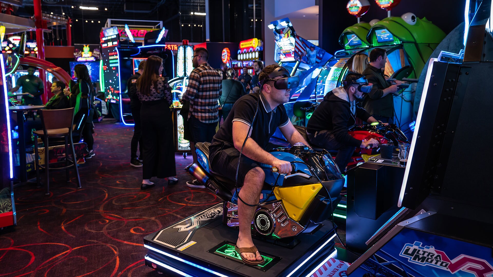 Multiplayer Arcade Game System in Chennai at best price by Games Guru ...