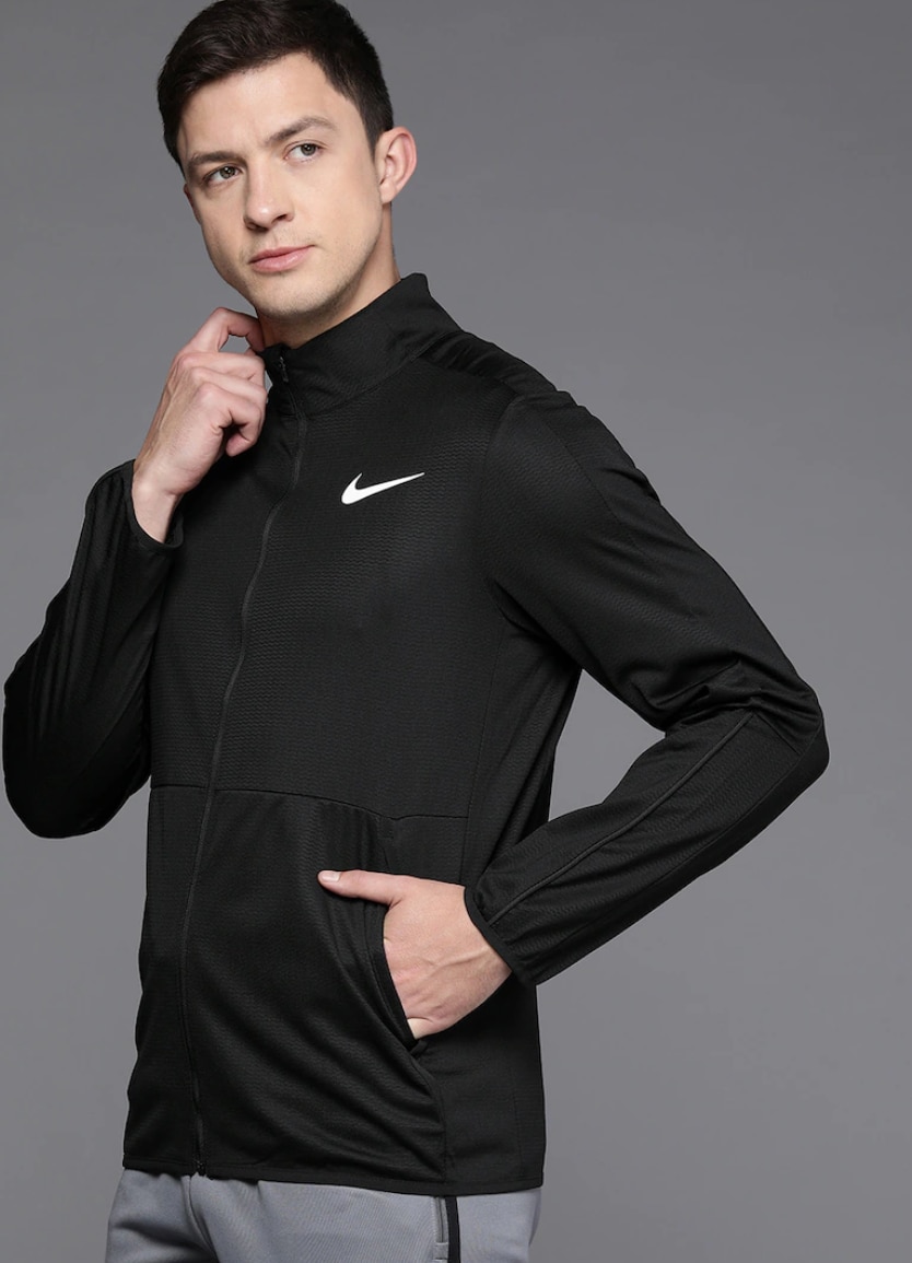 nike jackets under 1000