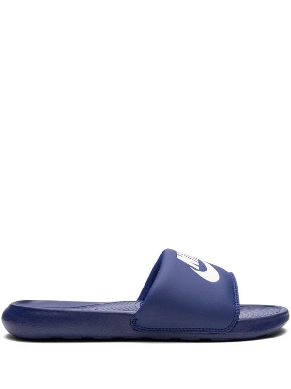 Nike SB Victori One Slides Blue Slipper in Delhi at ₹ 100 Pr by