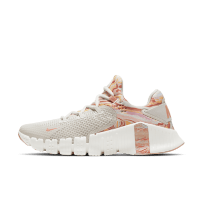 Nike Womens Free Metcon Training Shoe (Desert Sand/Crimson Bliss
