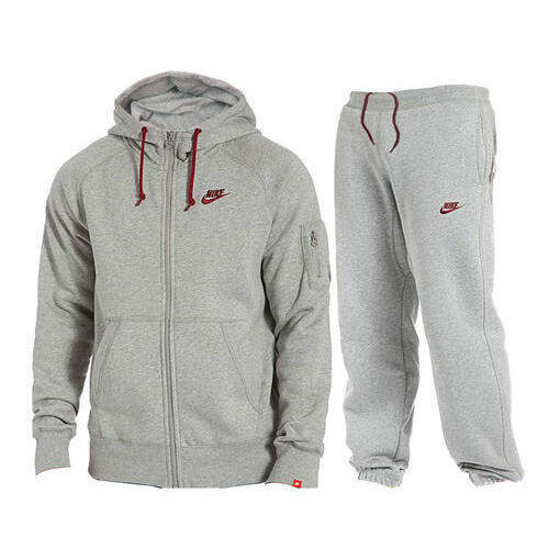 non branded tracksuits