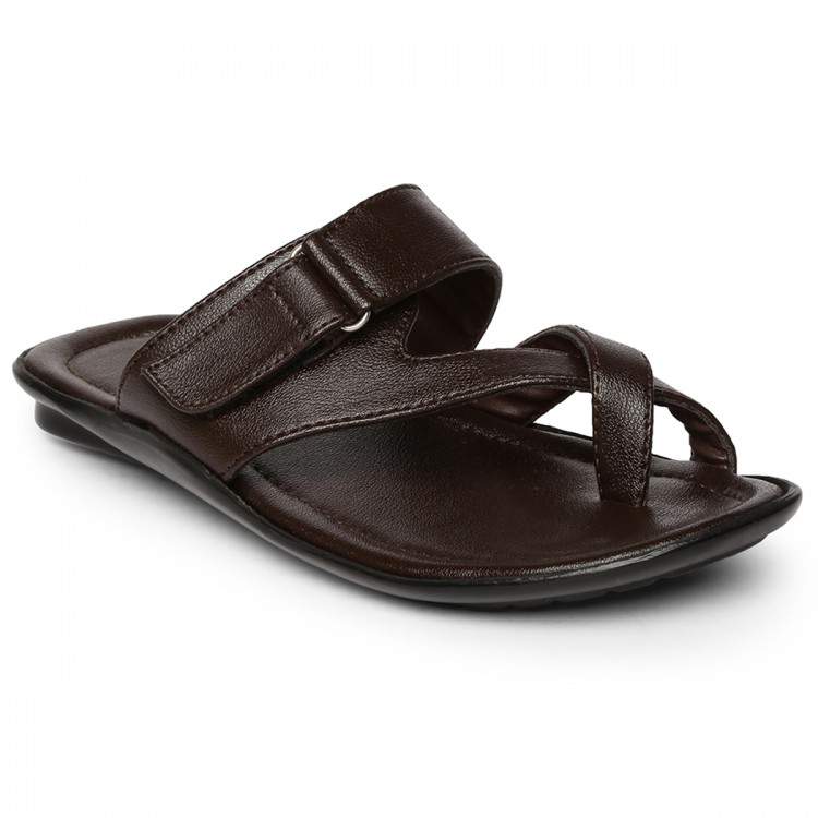 Paragon mens hot sale chappal