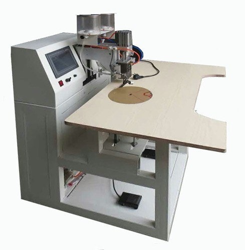 Pearl Attaching Machine 500W, 220V, 300 stitches/min in Surat at