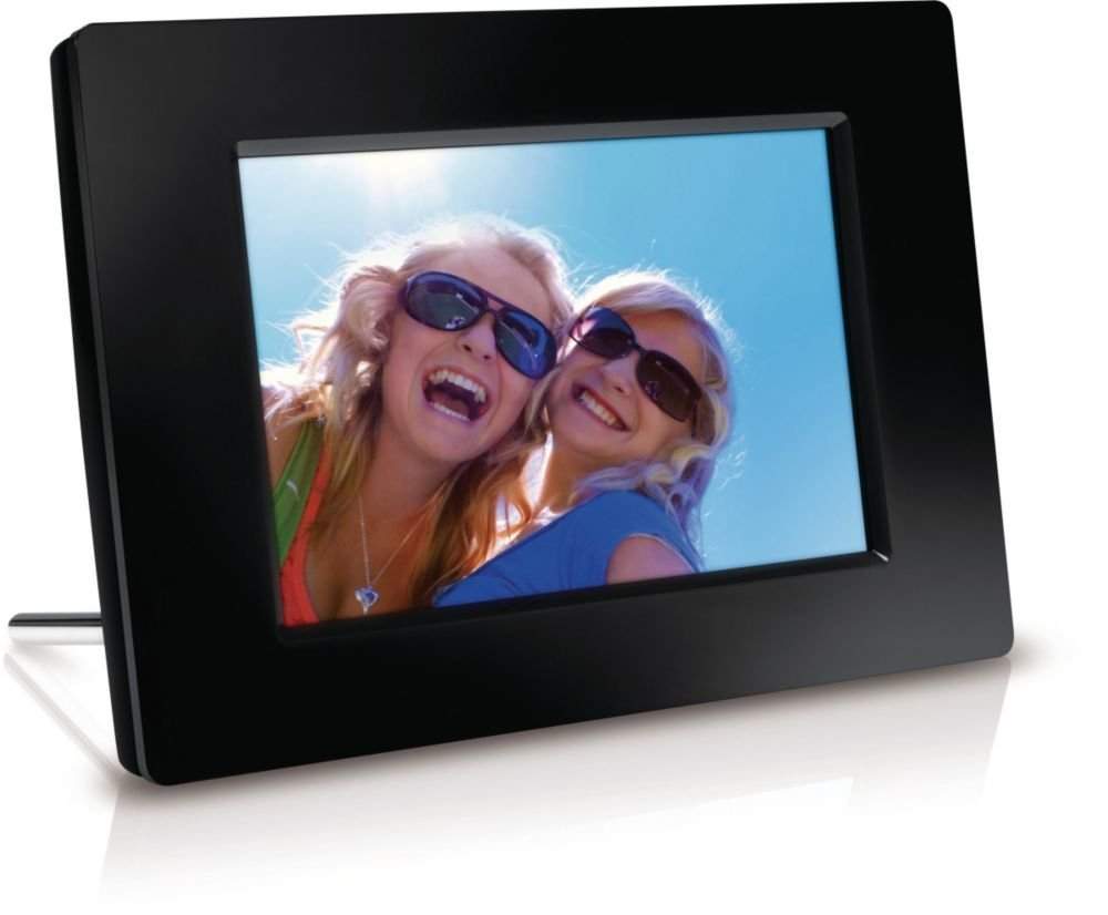 7 inch digital photo frame offering 100