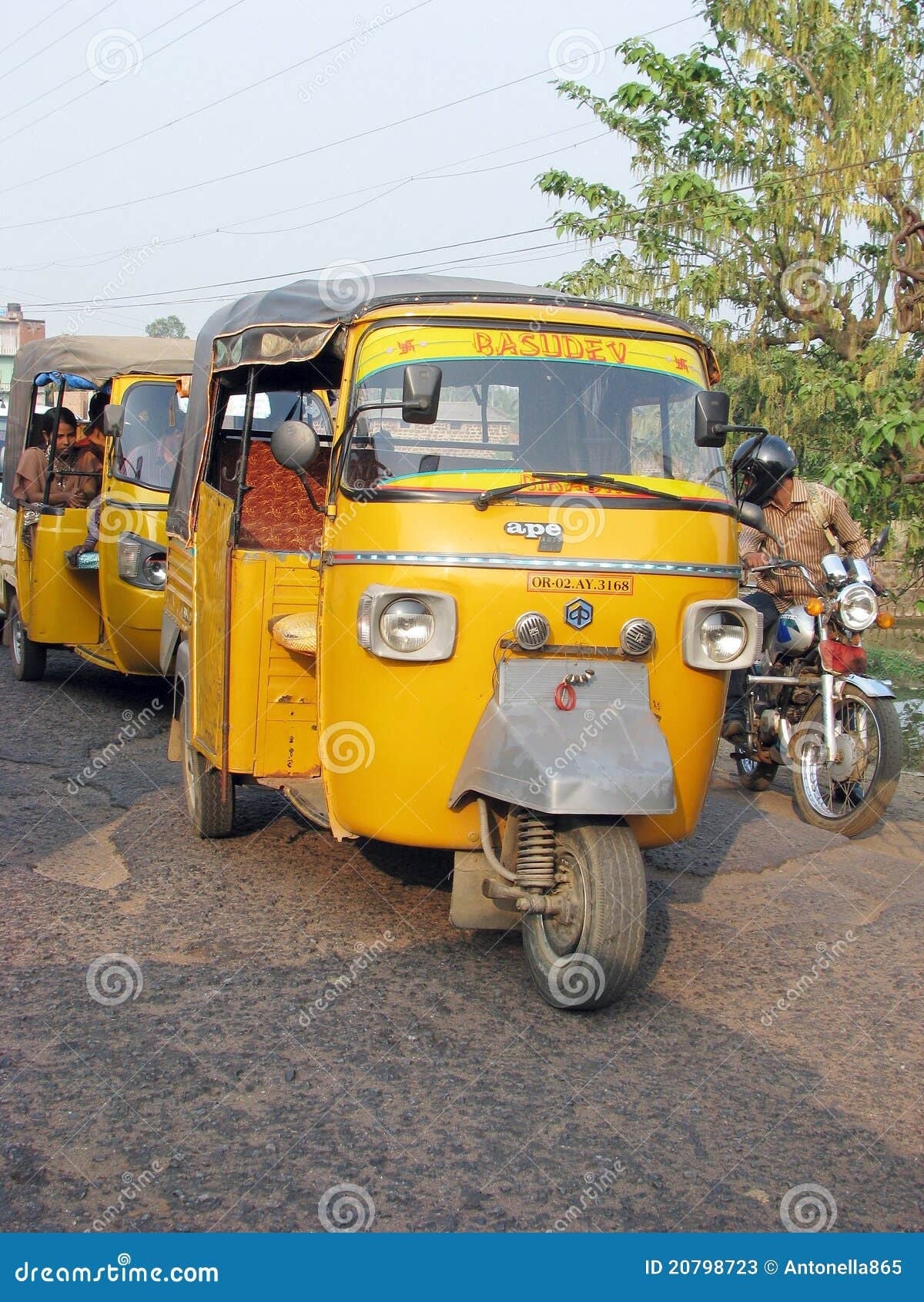 Piaggio Ape City passenger Auto Rickshaw Model Ape City CNG in