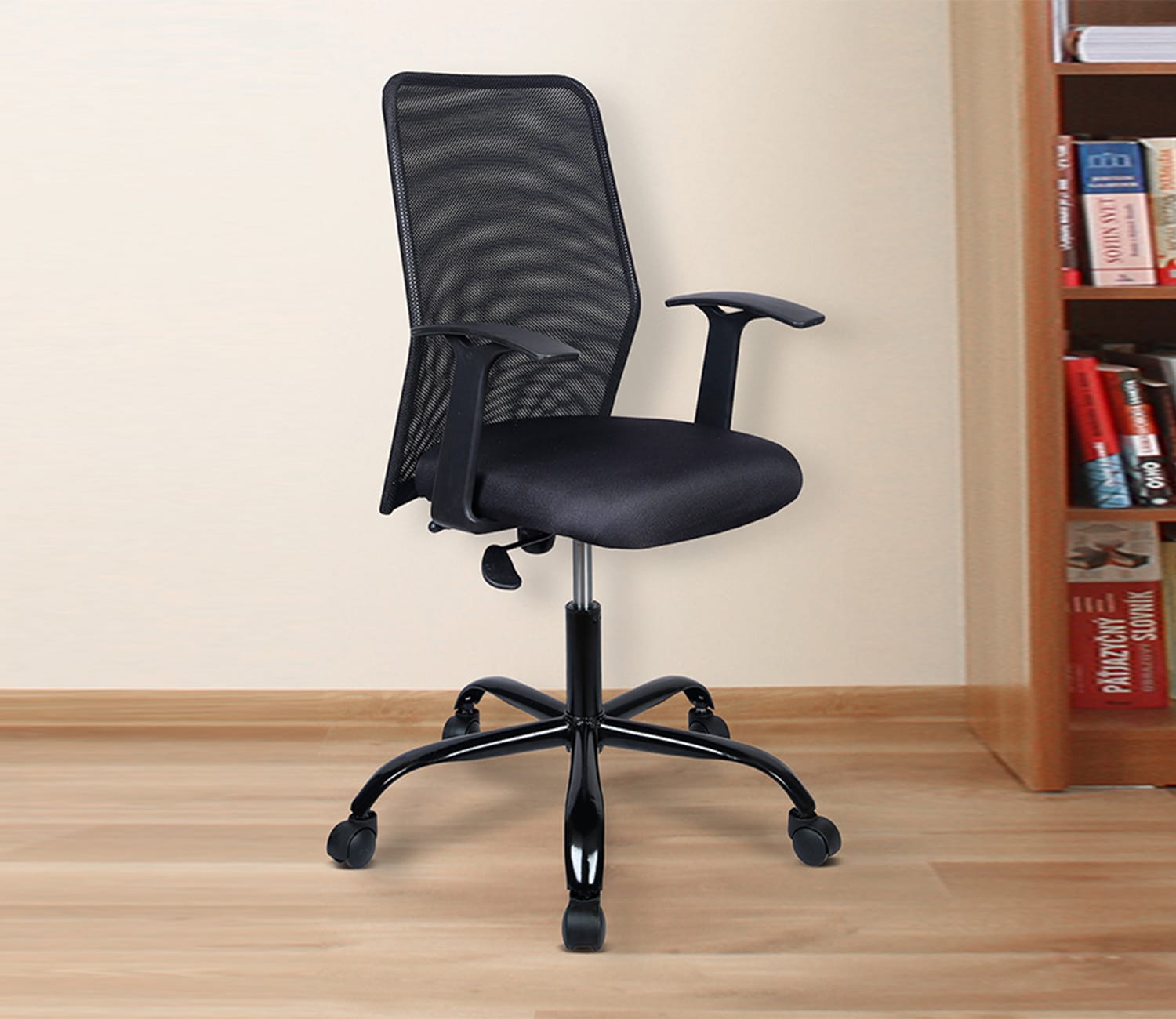 Mesh Ergonomic Revolving Office Chair Black in Delhi at ₹ 2,000