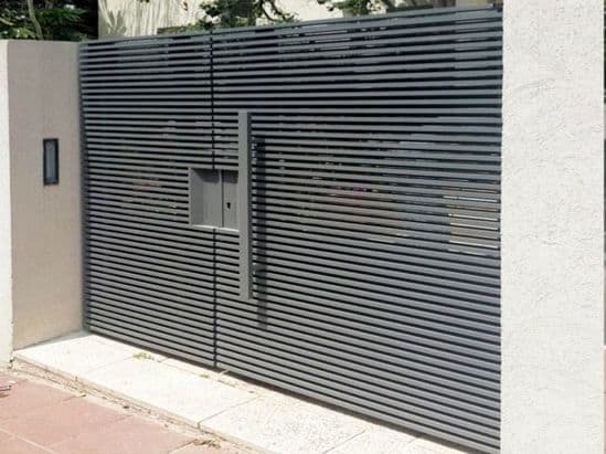 Powder Coated Aluminium Gate For Home Grey in Chas at ₹ 350