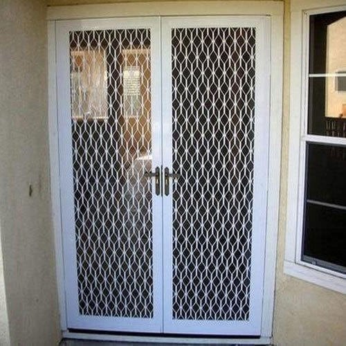 Powder Coated Aluminium Mesh Door (White) in Surat at ₹ 3,000 - Main Image
