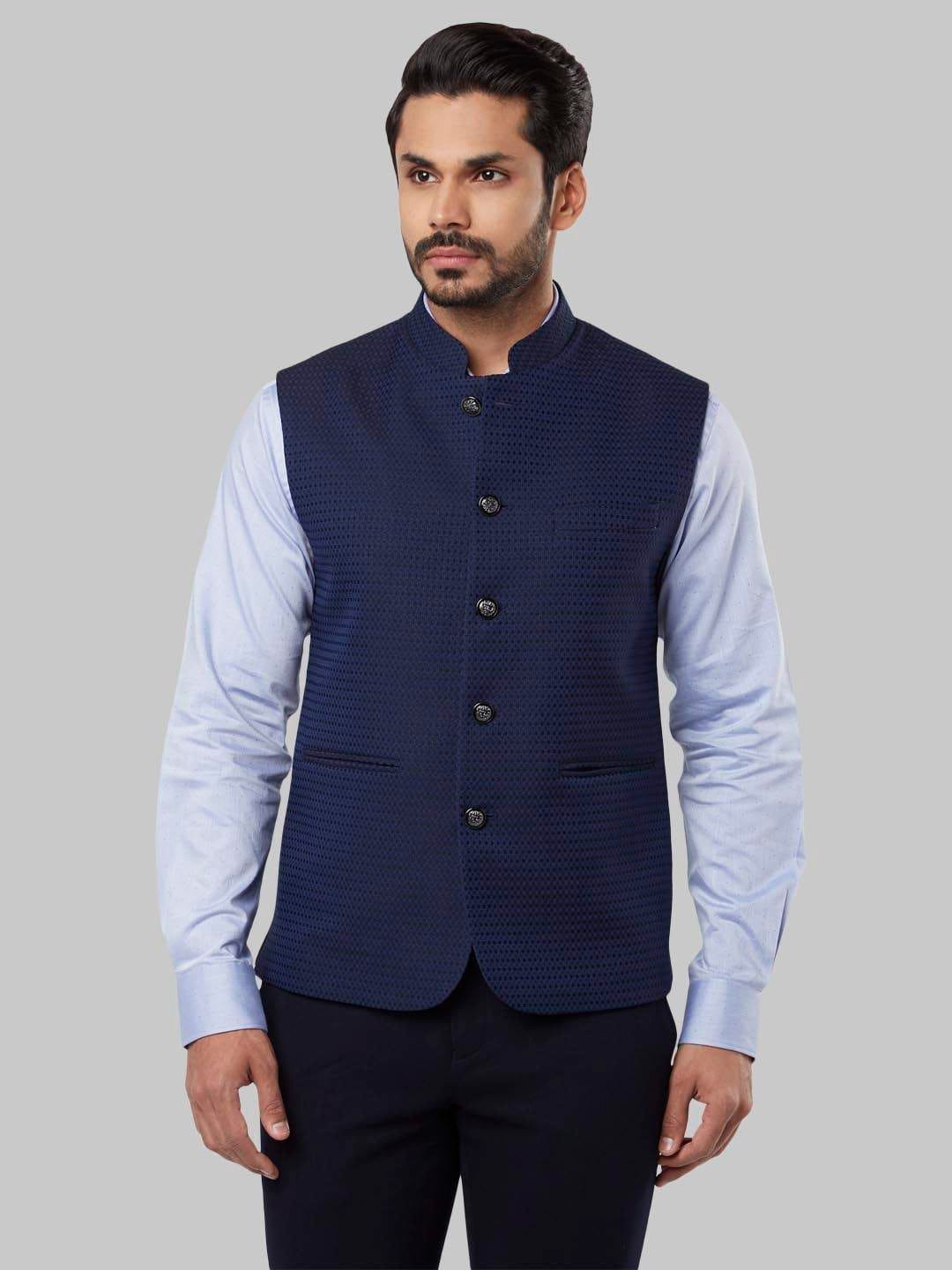 RAYMOND Men's Waistcoat (Size 39, Medium Blue, RIVX00206