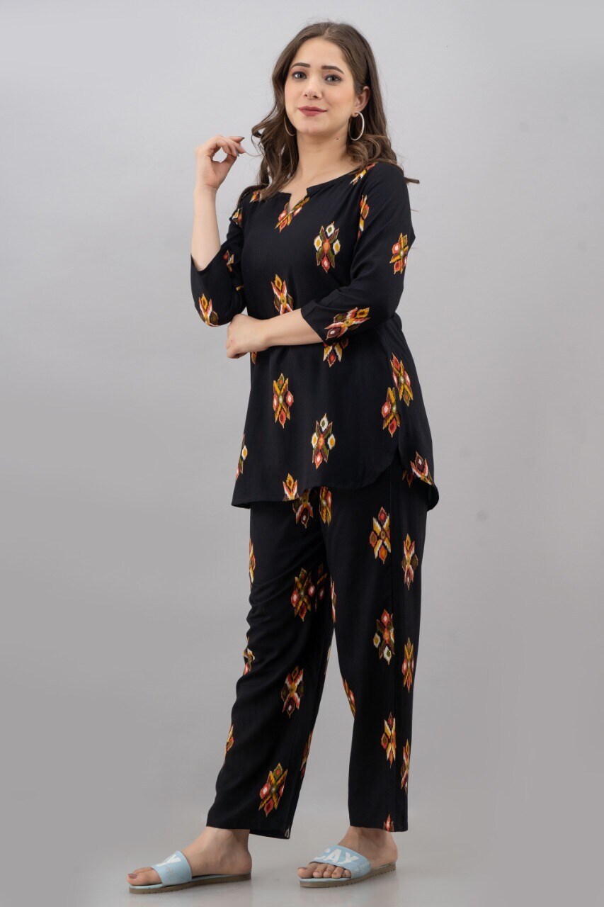 Rayon Stylish Printed Women Night Dress Black Colour in Jaipur at
