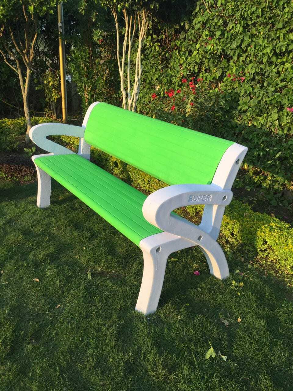 RCC Cement Bench For Garden Green White in Bhopal at 4 500 Pc by Super Precast Wall Justdial