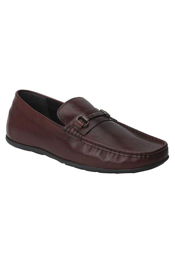 REDTAPE Leather Men's Moccasin (Size 9, Maroon) in Mumbai at