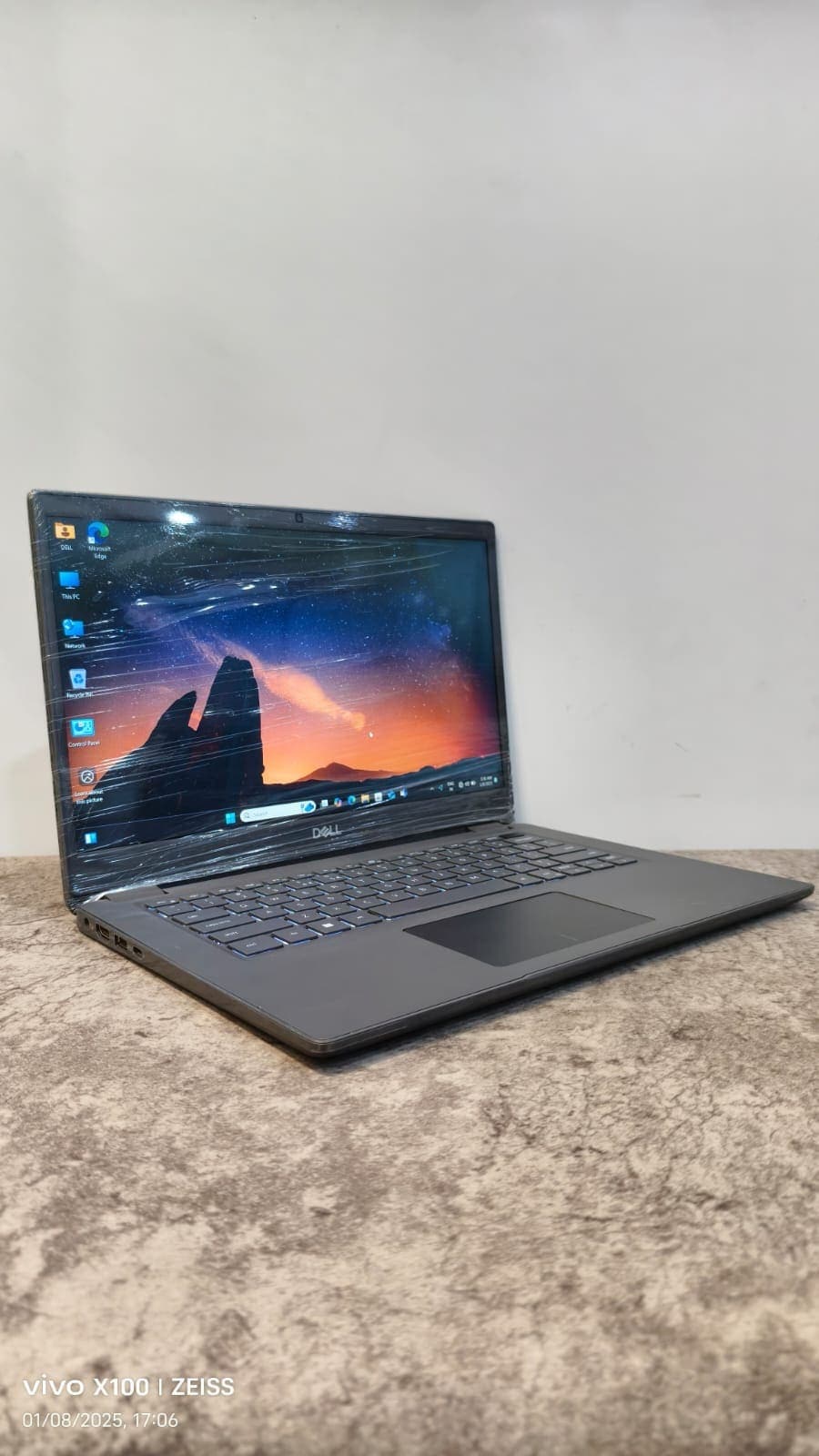 Refurbished Dell Latitude 3410 i5 10th Gen 8GB RAM 256GB SSD