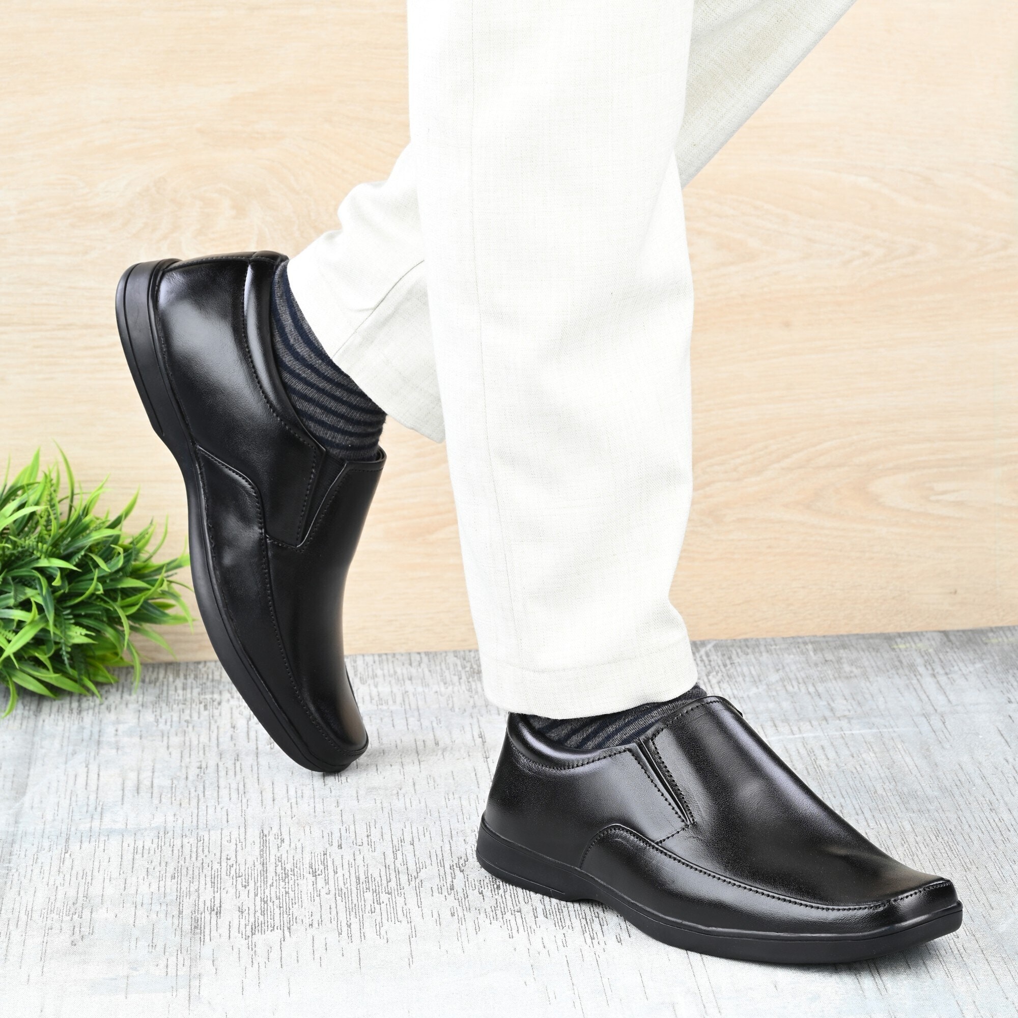 RONICX Men's Formal Shoes in Itarsi at ₹ 650 Pr by Gulab