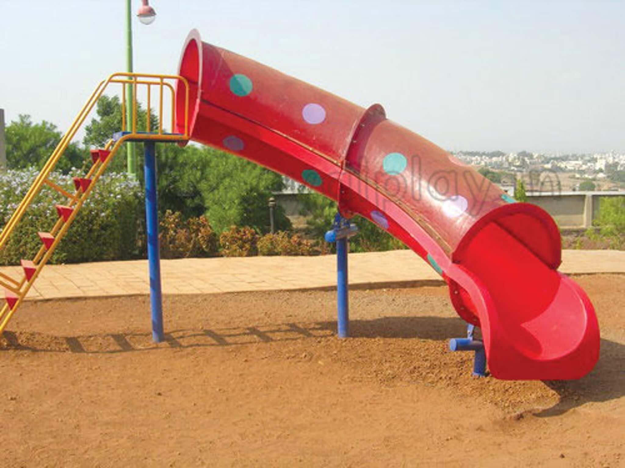 Royal Play FRP Tunnel Slide PSL25) Feet in Raipur-Chhattisgarh