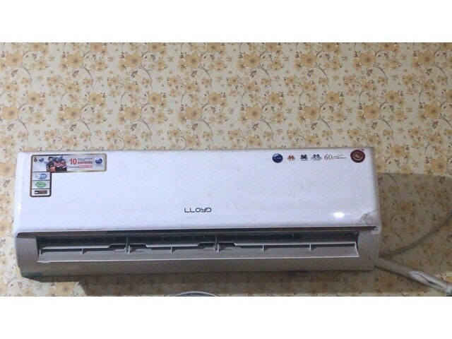 Second Hand AC Lloyd in Delhi at ₹ 10,000 Unit (MOQ:10 Unit) by