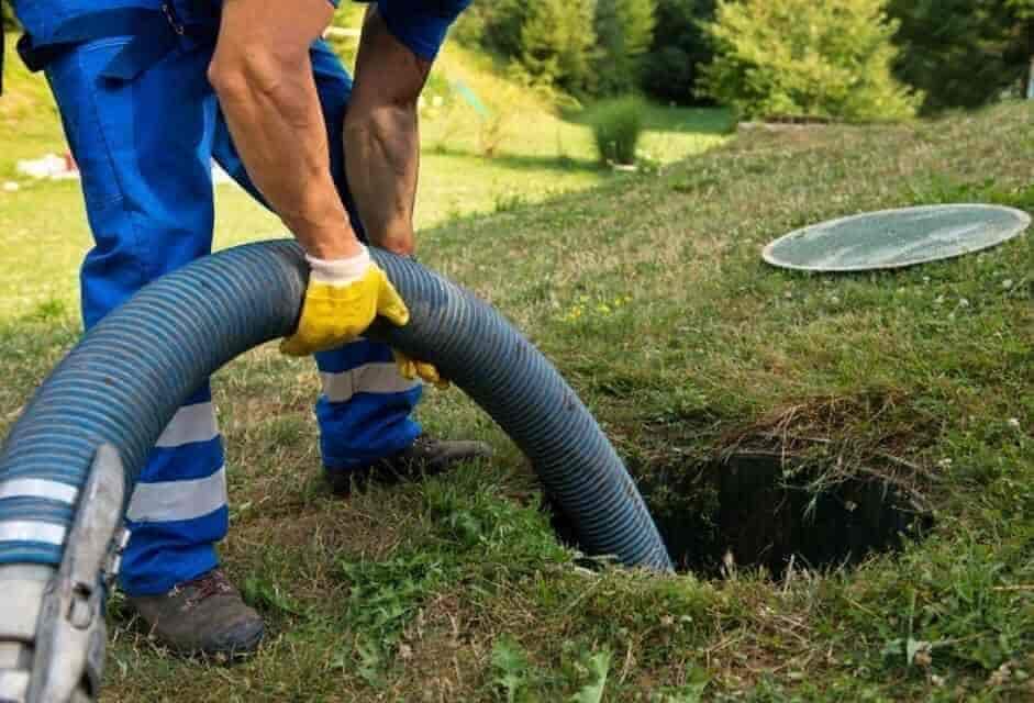 Septic Tank Cleaning Services For Corporate in Hosur at ₹ 2,000 - ₹ 2,500 /  1 Visit by Ungal Thunaivan Cleaning and Repair & Maintenance - Justdial