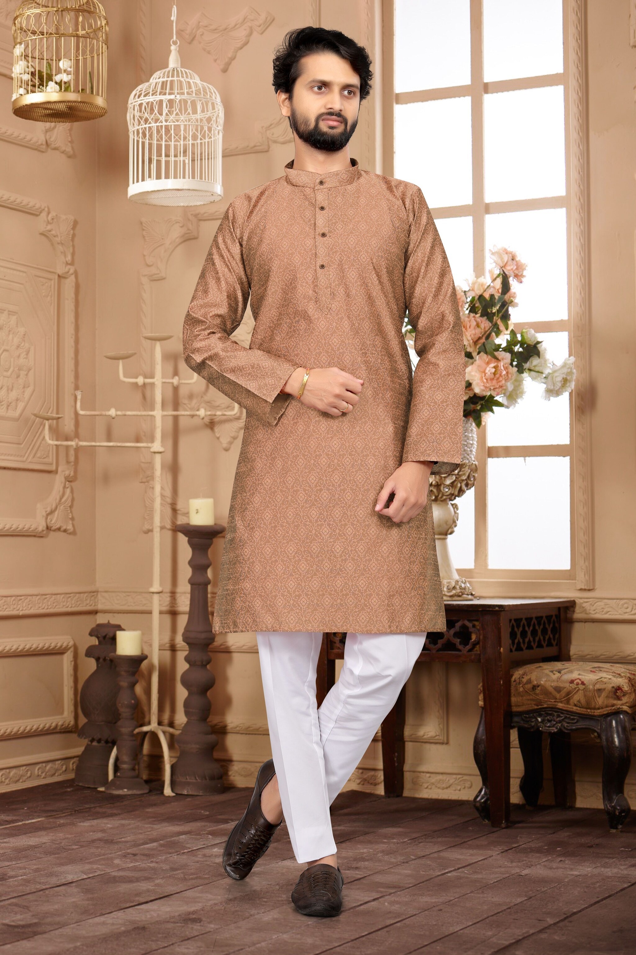 Showlook Jacquard Kurta Pyjama set in Surat at ₹ 614 Pc by - Main Image