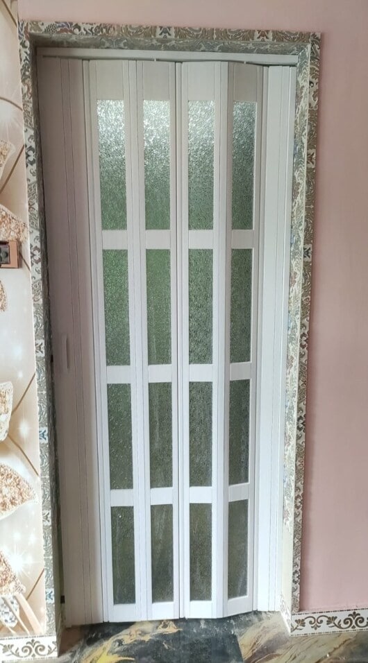 Slide Fold Glossy Pvc Folding Door And Partition in Jalandhar at