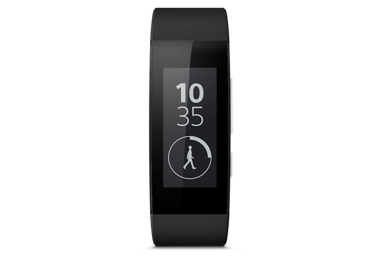 SONY Smart Watch Black [SWR30] in Delhi at ₹ 8,720 ₹ 8,990 by