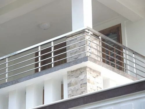 Stainless Steel Pipe Balcony Railing in Rajahmundry at ₹ 210 Kg