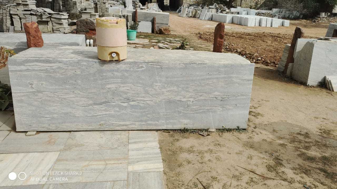 Statuario White Granite Slab in Delhi at ₹ 150 by Durga