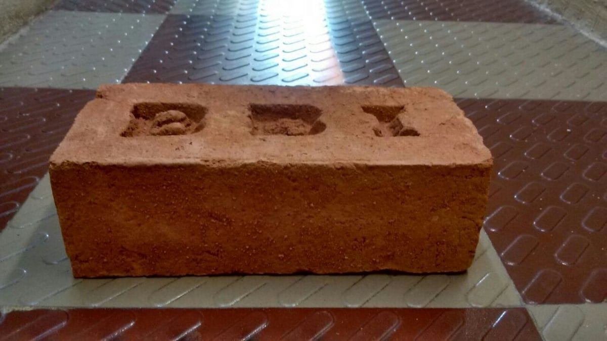 Table mould bricks near u