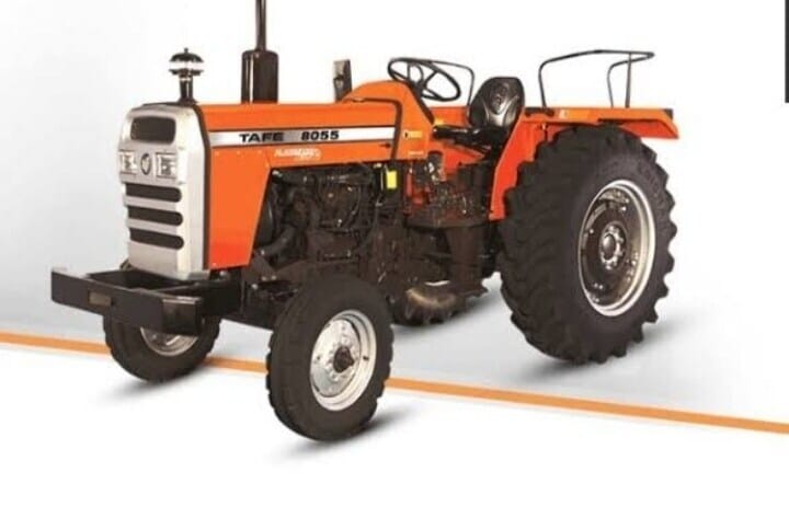 Tafe 8055 Tractors On Hire in Kovilpatti at ₹ 8,000 / 4 months by