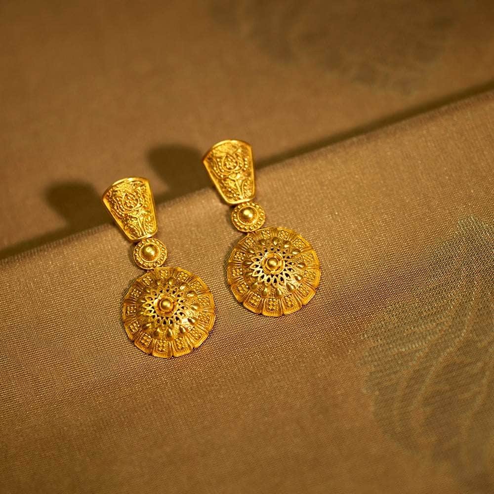 Bridal Earrings Tanishq Gold Earrings Images Buy Tanishq 22k Gold