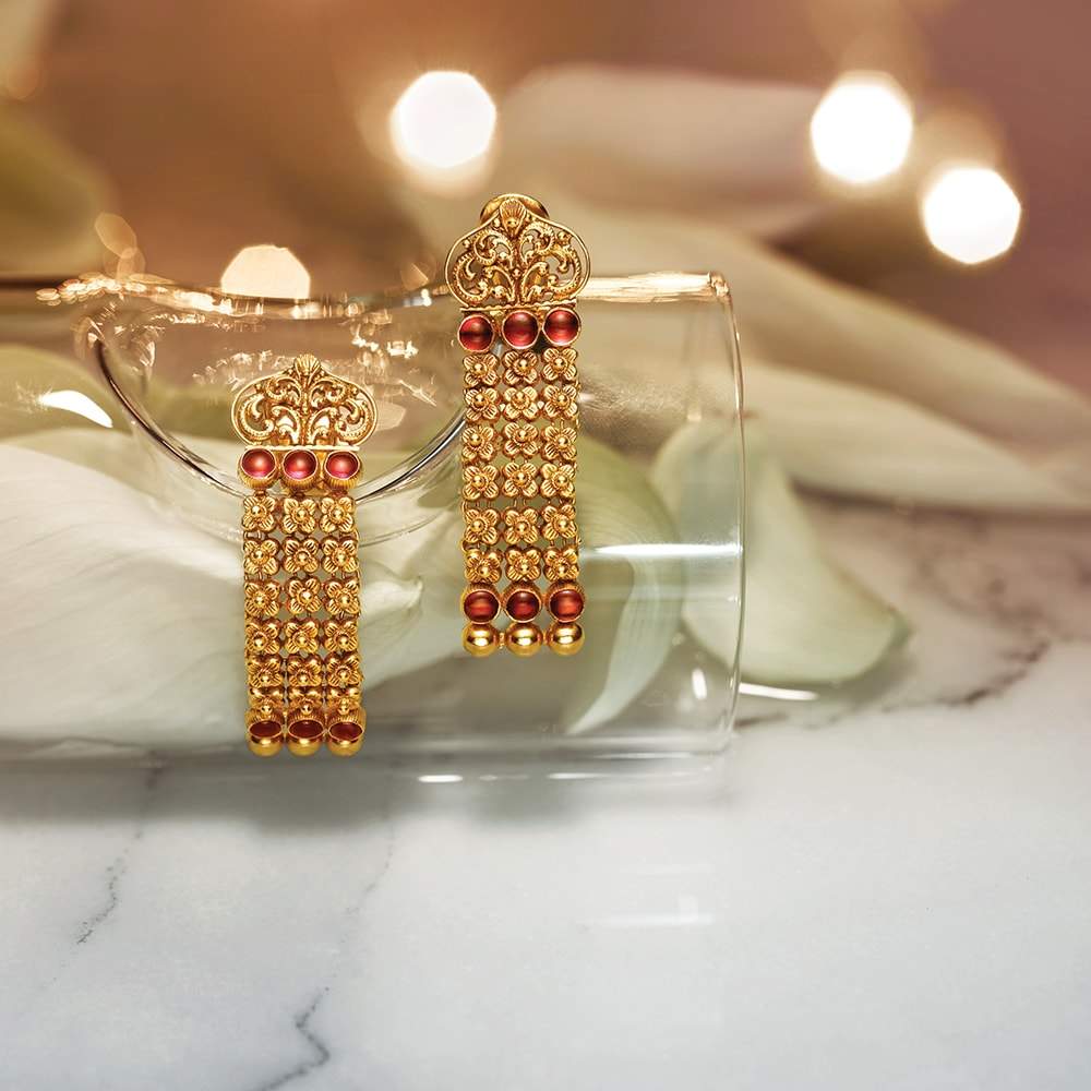 TANISHQ 5133142CVABAP22EA006064 Opulent Gold Neckwear Set Perfect