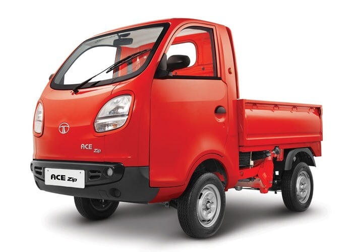 Tata Ace Zip CNG Mini Truck Red 611 CC in Sahibabad at ₹ L
