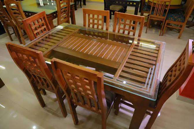 Modern Teak Wood Rectangle Dining Table for in Malappuram at