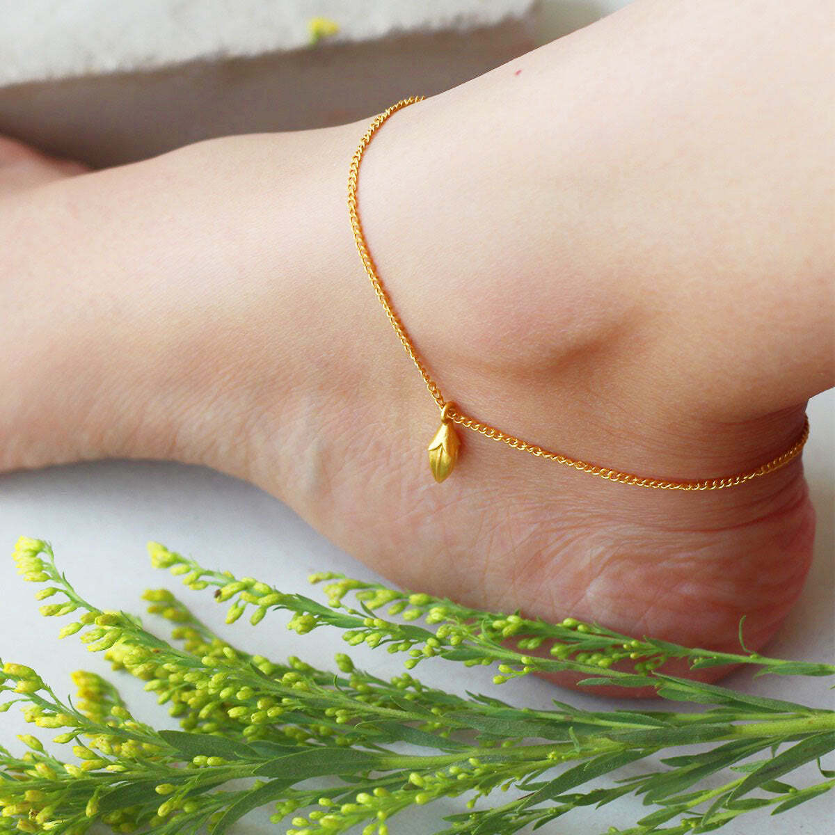 Trendy Modern Design Gold Anklets in Madurai at ₹ 1,200