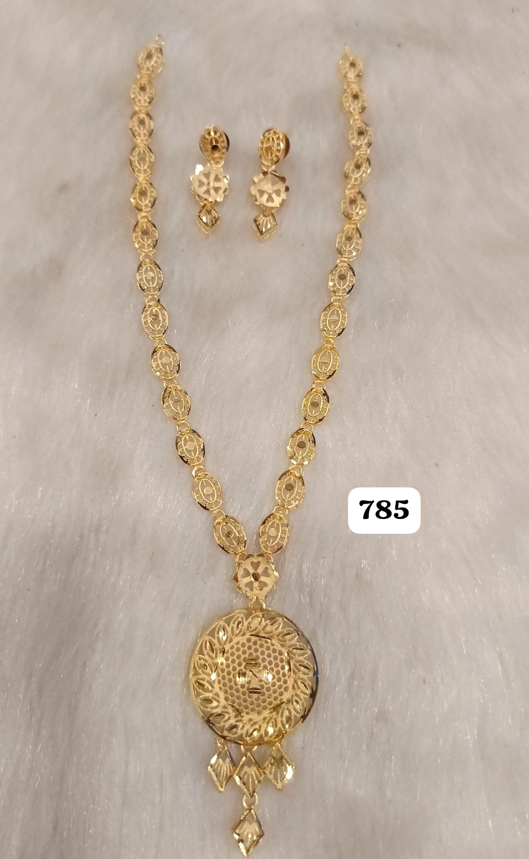 Top Artificial Jewellery Wholesalers in Navin Market - Best