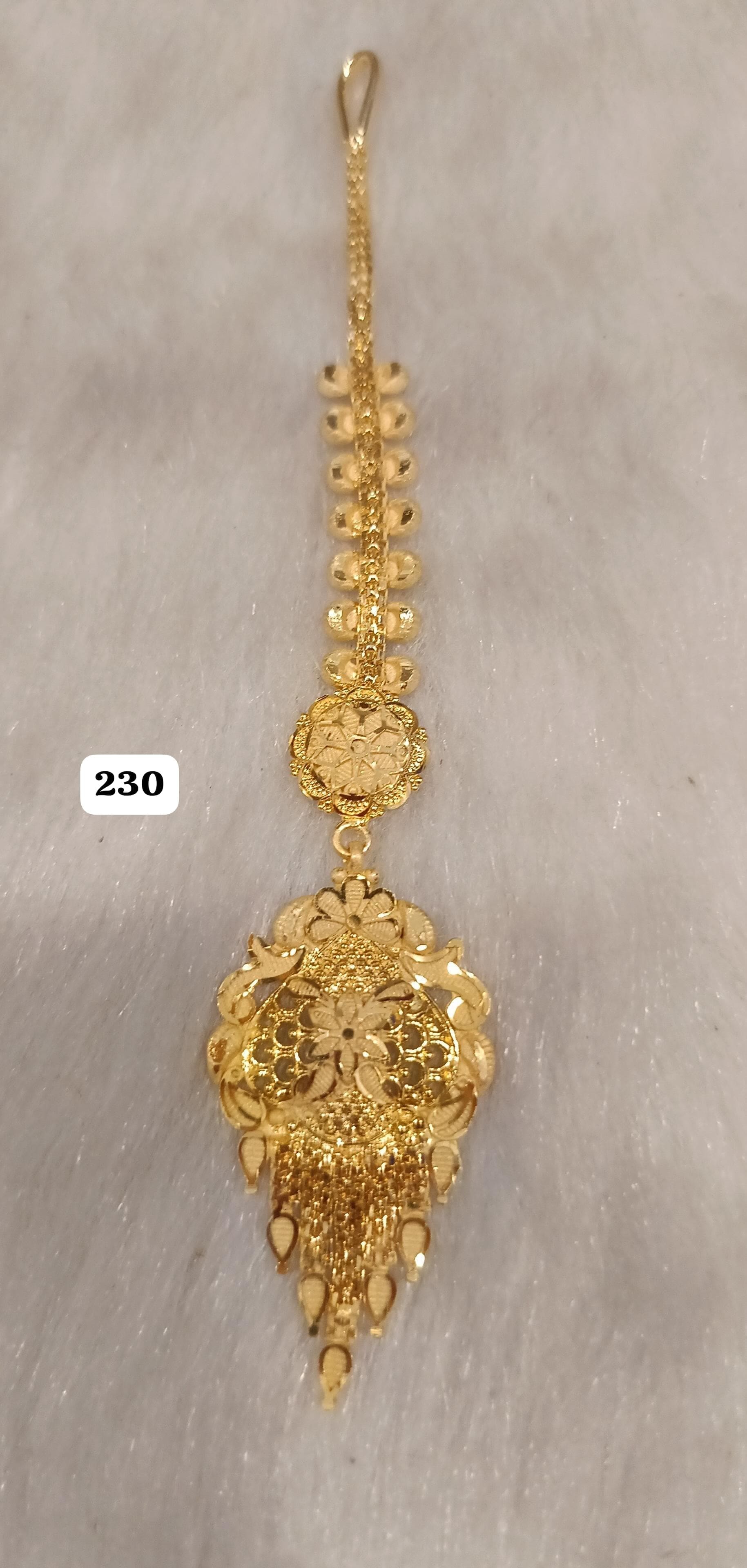 Turkish gold maang tikka in Delhi at ₹ 230 Pc by Jai Shree