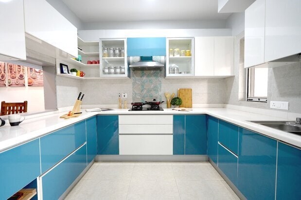 U Shaped Wooden Modular Kitchen Blue 10x4 Feet in Amravati at