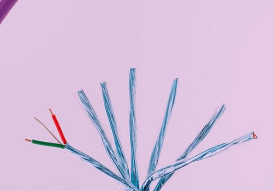 VAN DAMME SUPER PURPLE SERIES DIGILOG ENHANCED AES/ANALOGUE