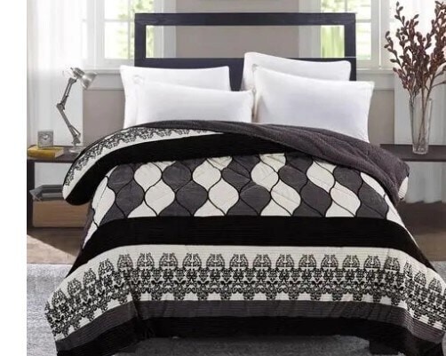 Velvet Quilt in Panipat at ₹ 1,850 Pieces (MOQ:1 Pieces) by