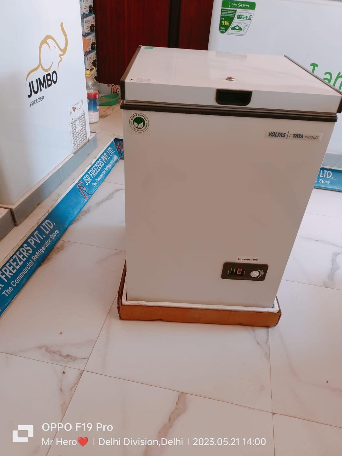 100 SD CF CONVERTIBLE VOLTAS DEEP FREEZER in Delhi at ₹ 15,000