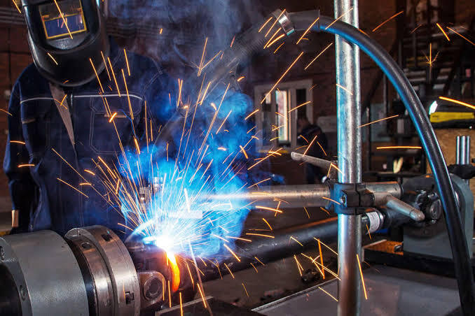 https://images.jdmagicbox.com/quickquotes/images_main/welding-services-for-gates-2220961099-glsosd2l.jpg