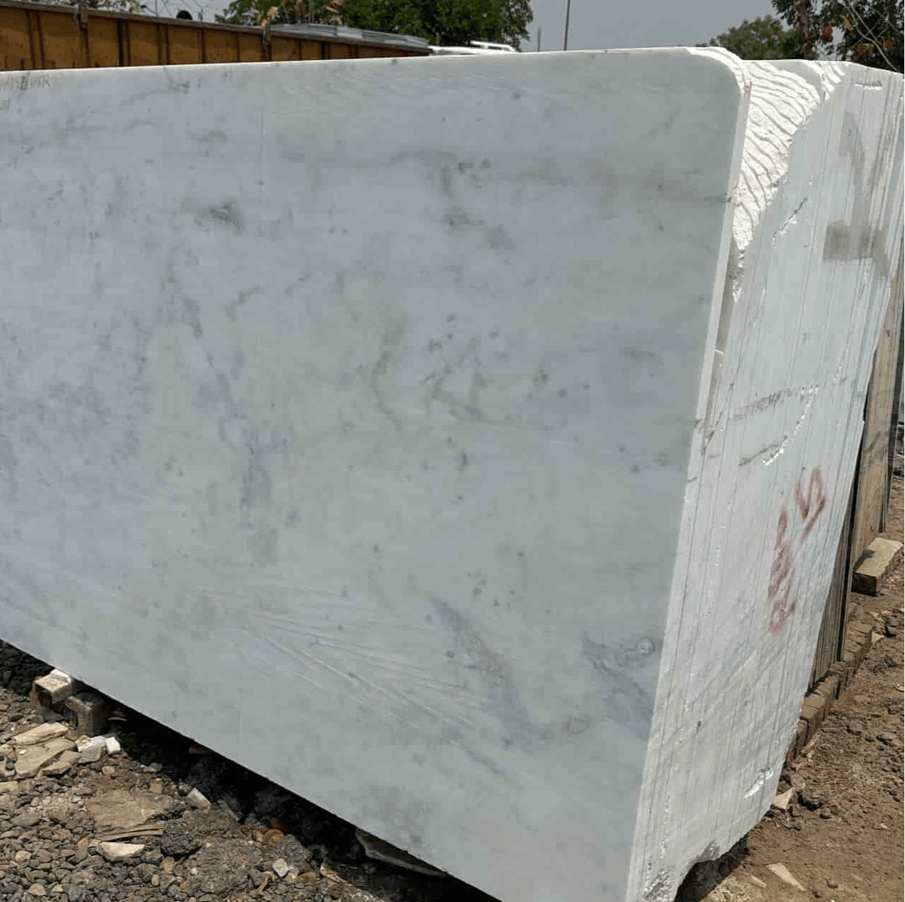 White marble in Meerut at ₹ 60 ₹ 70 by Tirupati