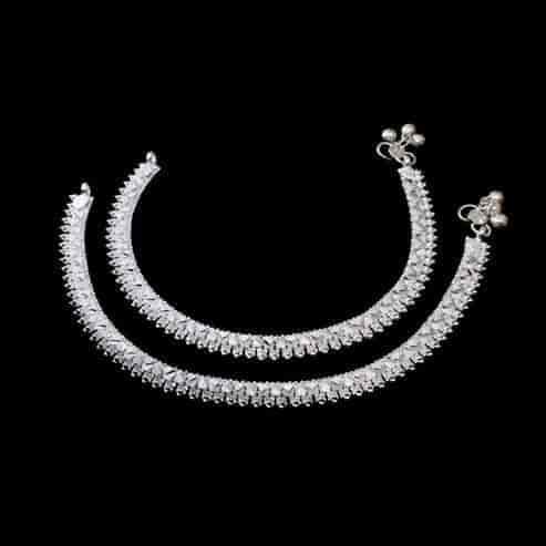 Women Fancy Silver Anklet Payal mm in Davangere at ₹ 1,000